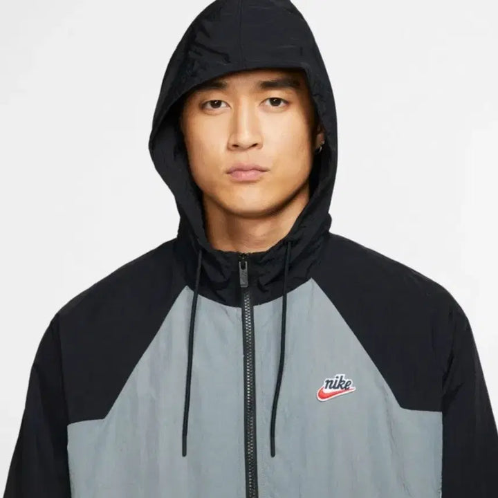 [BUNJANG] Nike Heritage Windrunner Woven Jacket (2XL) / (2XL)나이키 헤리티지 윈드러너 바람막이 우븐 자켓 110 (새상품)