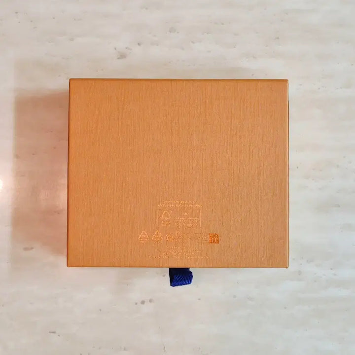 [BUNJANG] Louis Vuitton Box, Shopping Bag, and Ribbon Set / [백화점정품]루이비통 박스+쇼핑백+리본 풀구성품,루이비통 지갑,루이비통