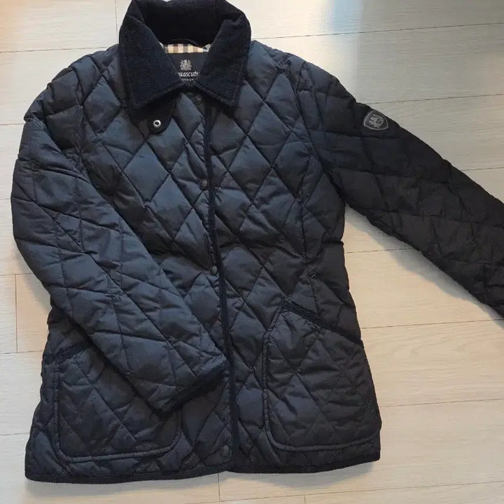 [BUNJANG] Aquascutum Goose Down Quilted Jacket (Size 55) / 아쿠아스큐텀 구스다운 퀼팅 자켓55사이즈