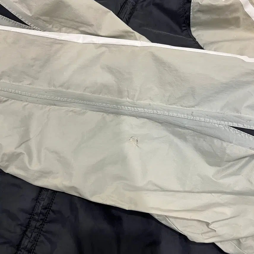[BUNJANG] Adidas Real Madrid Windbreaker Jacket / [Adidas] 아디다스 오리지널 레알마드리드 바람막이