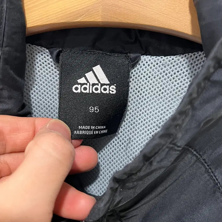 [BUNJANG] Adidas Real Madrid Windbreaker Jacket / [Adidas] 아디다스 오리지널 레알마드리드 바람막이