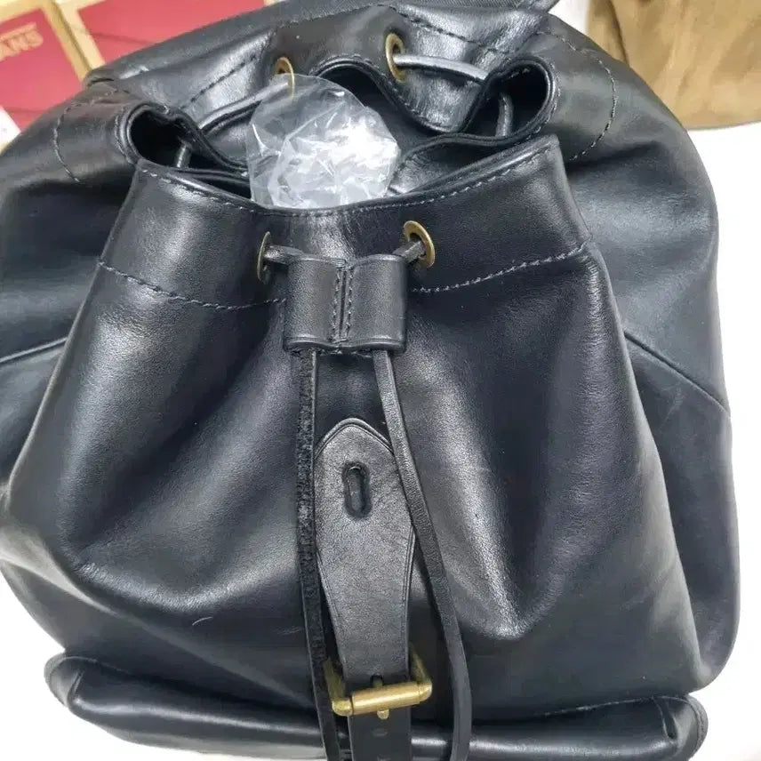 [BUNJANG] Polo Ralph Lauren Leather Backpack / 폴로 랄프로렌 블랙 가죽 백팩