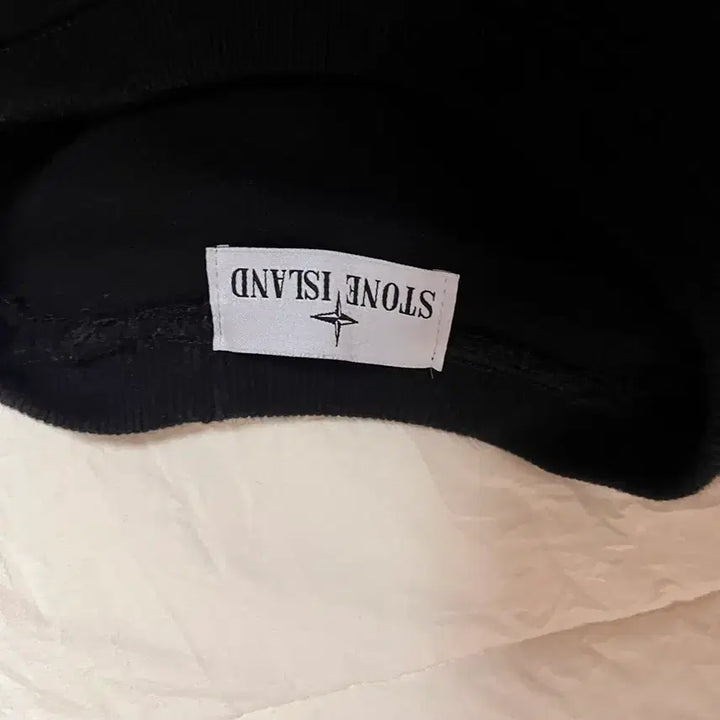 [BUNJANG] Stone Island Black Sweatshirt / 스톤아일랜드 블랙 맨투맨