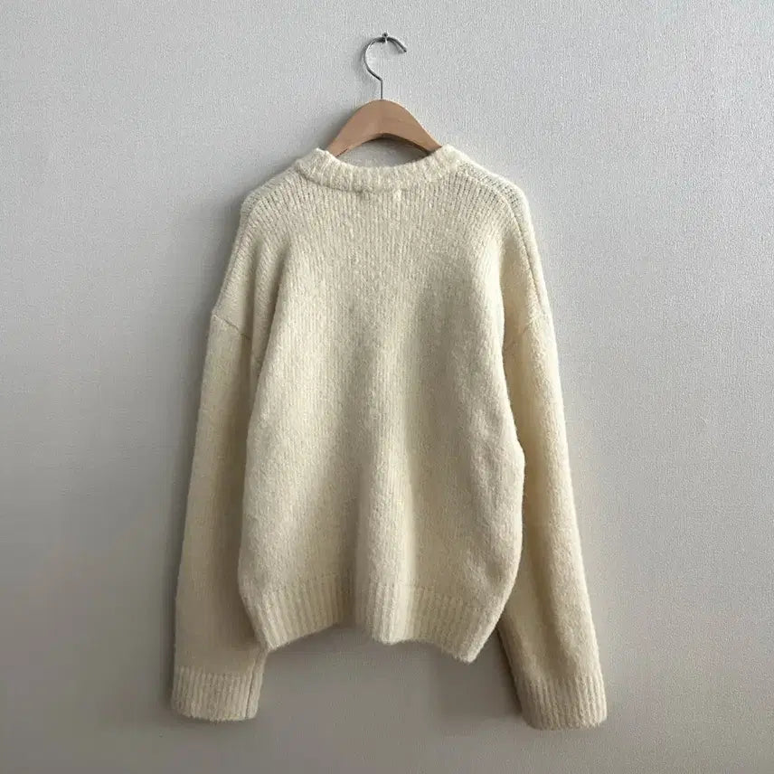[BUNJANG] Alpaca Boucle Knit Sweater / [새상품] 알파카 부클 니트