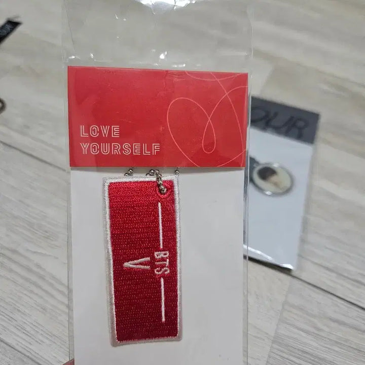 [BUNJANG] BTS Tour Keyring Set / 방탄소년단 투어 키링/러브 키링/젤펜 세트