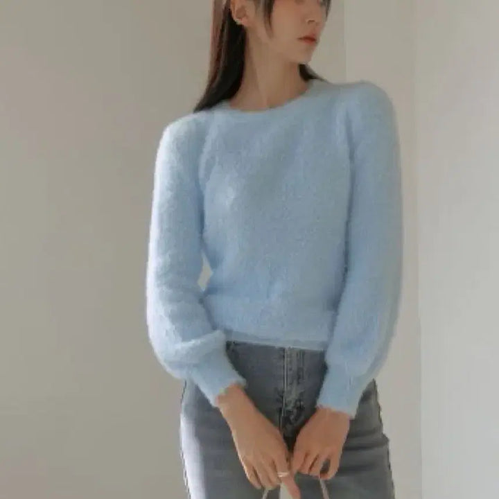 [BUNJANG] Common Unique Cloud Balloon Round Knit Sky Blue / [새상품] 커먼유니크 클라우드 벌룬 라운드 퍼니트 스카이블루