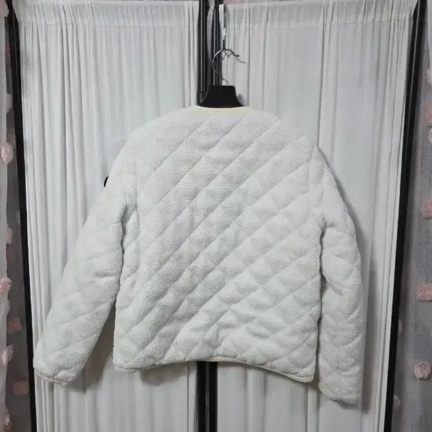 [BUNJANG] National Geographic Quilted Fleece Jacket White / 내셔널지오그래픽 뽀글이 퀼팅 자켓 화이트