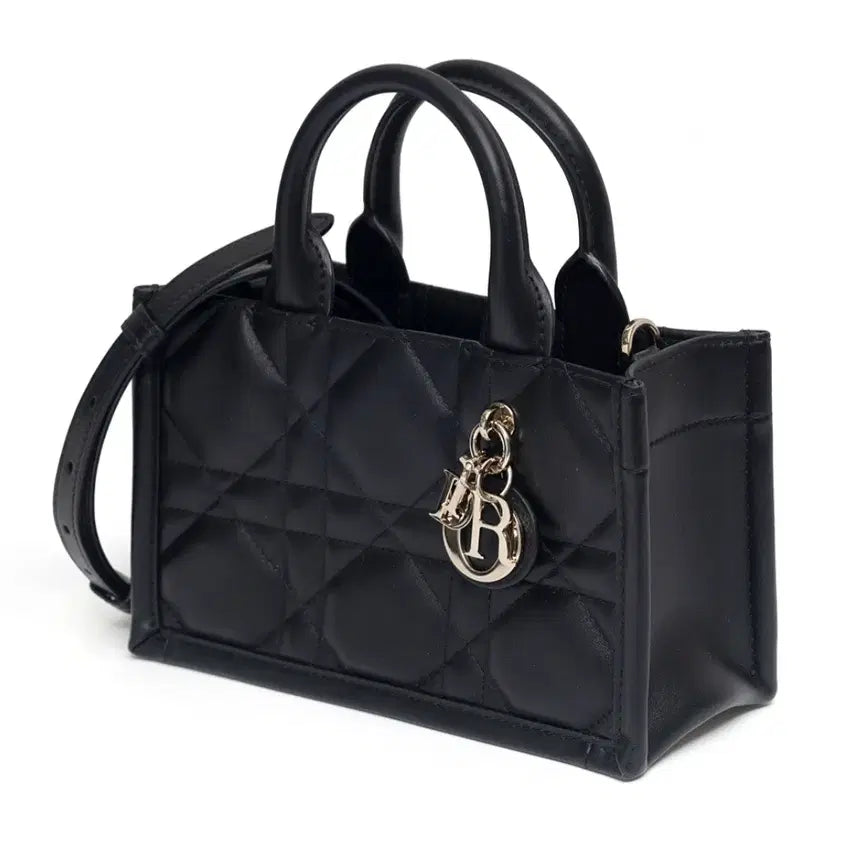 [BUNJANG] Dior Quilted Tote Bag Mini / 디올 블랙 퀼팅 토트백 미니