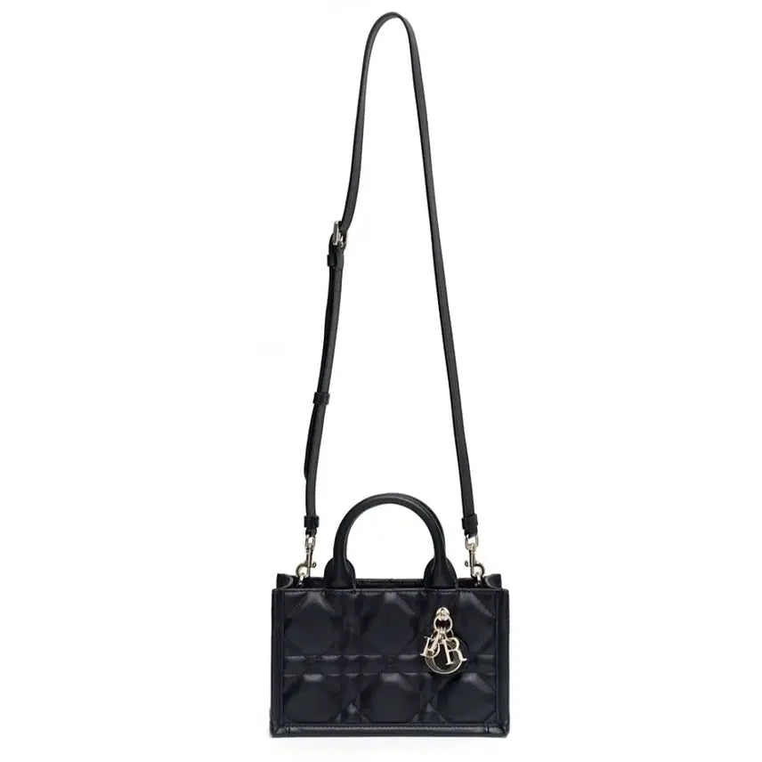 [BUNJANG] Dior Quilted Tote Bag Mini / 디올 블랙 퀼팅 토트백 미니