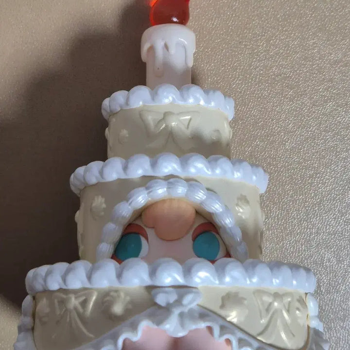 [BUNJANG] POP MART 1001moons Elephant Slide Figure / 팝마트 1001moons 코끼리 미끄럼틀을 찾아서 크림속에 숨겨진 피규어