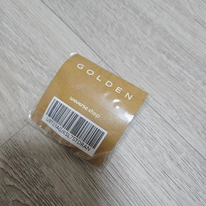 [BUNJANG] Weverse Golden Green Badge / 위버스 Golden 그린 뱃지
