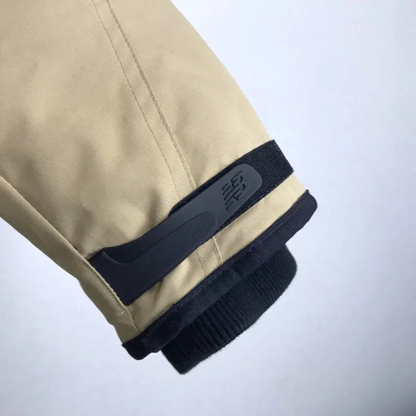 [BUNJANG] New Balance Patrol Short Down Padded Jumper (Men&
