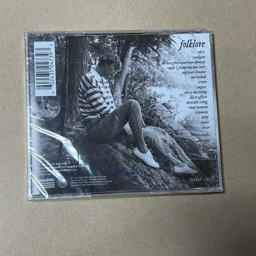 [BUNJANG] Taylor Swift Folklore Target Exclusive CD / 테일러스위프트 포크로어 타겟 target 한정판 미개봉cd