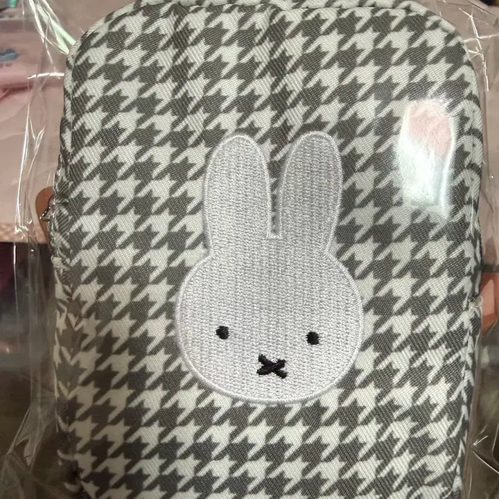 [BUNJANG] Miffy Ribbon Pouch / 미피 리본 파우치