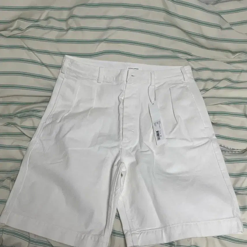 [BUNJANG] Sunflower Pleats Shorts / 선플라워 플리츠 쇼츠