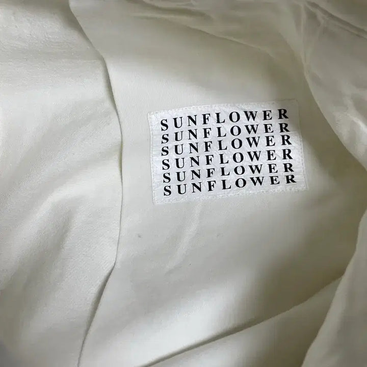 [BUNJANG] Sunflower Pleats Shorts / 선플라워 플리츠 쇼츠