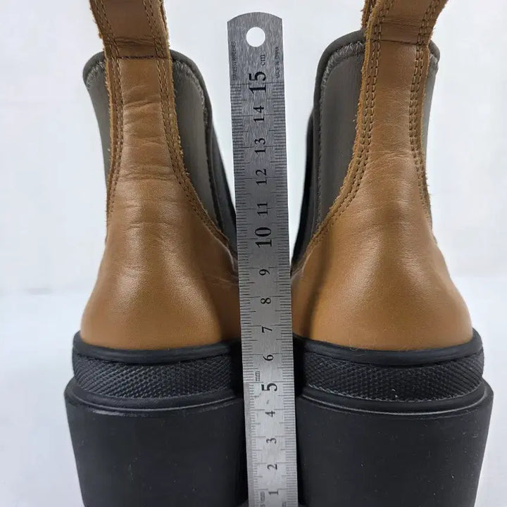 [BUNJANG] COS Chunky Sole Leather Ankle Chelsea Boots / 빈트로^^240 코스 COS 청키 솔 레더 앵클 첼시 부츠