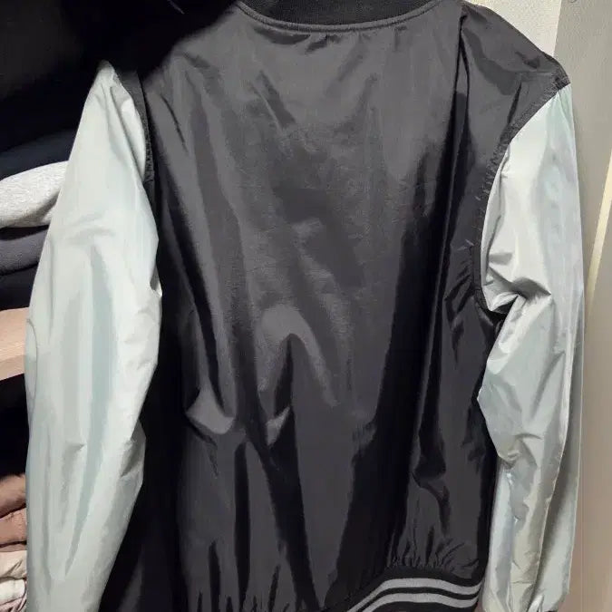 [BUNJANG] OBEY Stadium Jacket (S-M) / 오베이 스타디움 자켓