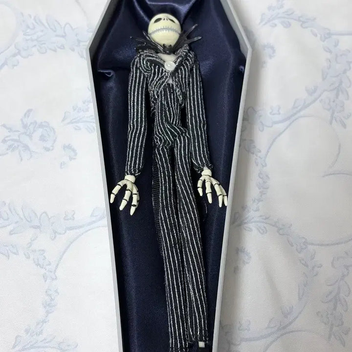 [SOLD OUT] 크리스마스의 악몽 잭 스켈링턴 코핀 관 인형