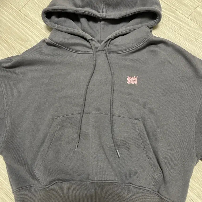 [BUNJANG] Brownbreath Charcoal Crop Hoodie / 브라운브레스 크롭 후드티 차콜 FREE