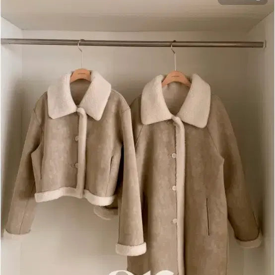 [BUNJANG] Atrang's Reversible Long Mouton Jacket / 에이블리 아뜨랑스 리버시블 양면 롱 무스탕 자켓