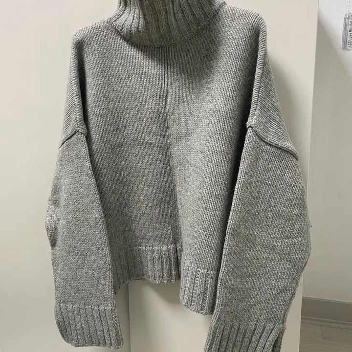 [BUNJANG] Loose Fit Turtleneck Knit Gray Sweater / 루즈핏 터틀넥 니트 그레이