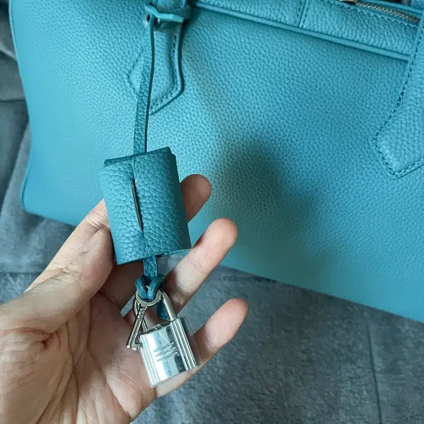 [SOLD OUT] [새상품]빅토리아 토고가죽 숄더백