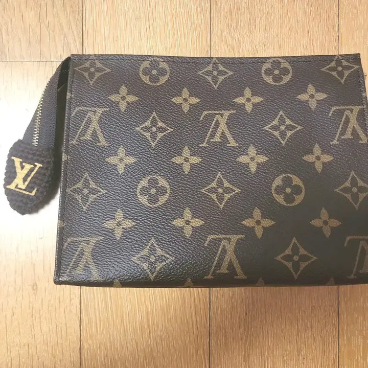 [BUNJANG] Louis Vuitton Monogram Toilet 19 Clutch Bag / 루이비통 모노그램 클러치 백