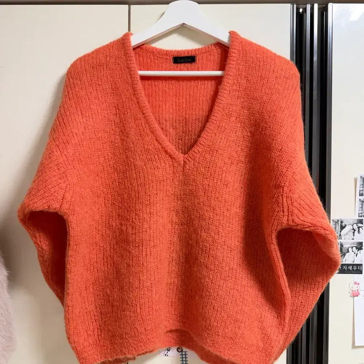 [BUNJANG] Vintage V-Neck Orange Knit Sweater / 빈티지 브이넥 오렌지 니트