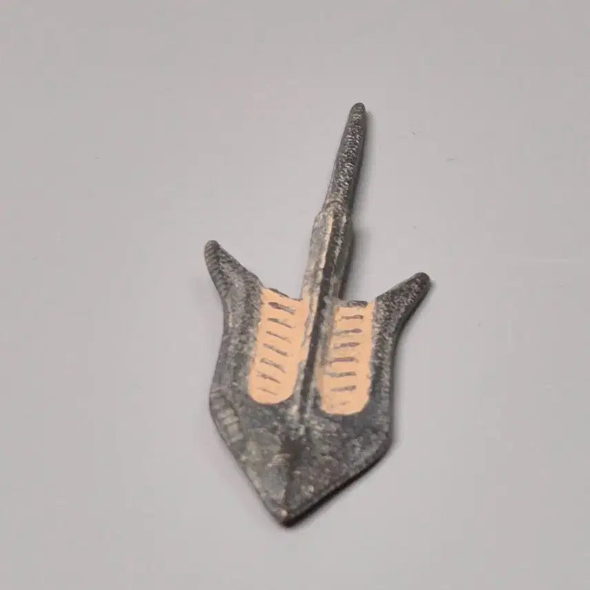 [BUNJANG] Unearthed Bronze Arrowheads (Set of 3) Antique / 출토 청동제 화살촉 3점 일괄 골동품 출토품 고미술품 청동기