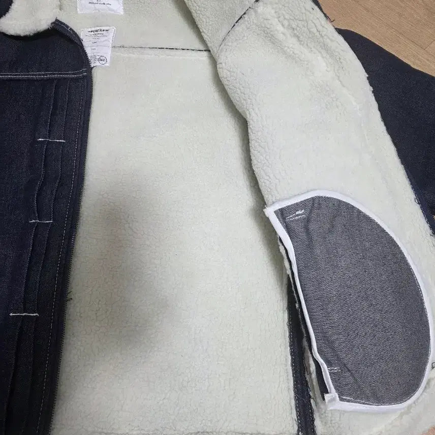 [BUNJANG] Monochrome Flow Sherpa Denim Jacket / 모노플로우 셰르파 데님 자켓 L