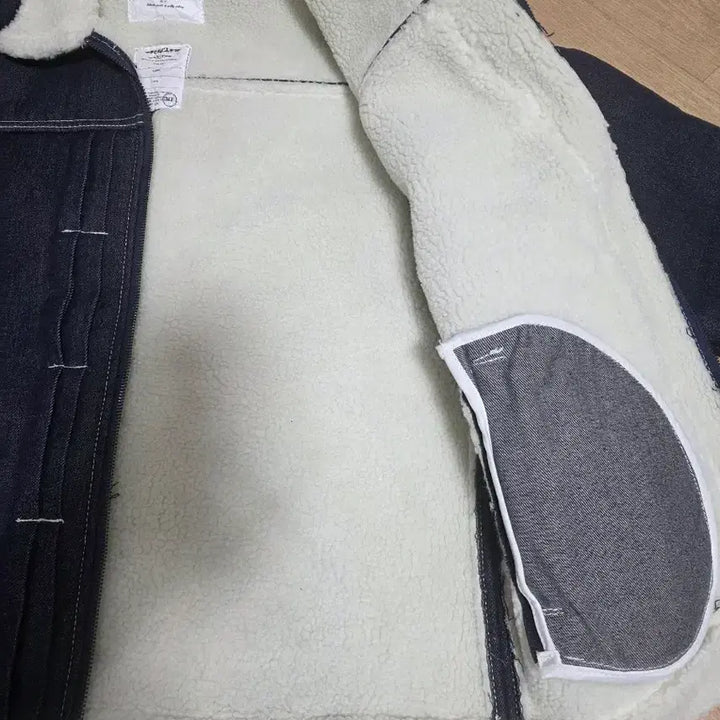 [BUNJANG] Monochrome Flow Sherpa Denim Jacket / 모노플로우 셰르파 데님 자켓 L