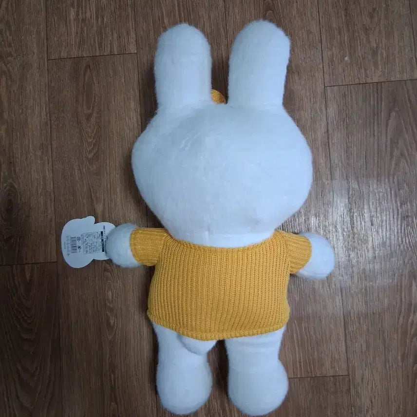 [BUNJANG] Miffy Yellow Knit Outfit Doll / 미피 인형 옐로우 니트 옷 리본 48정도(무료배송)