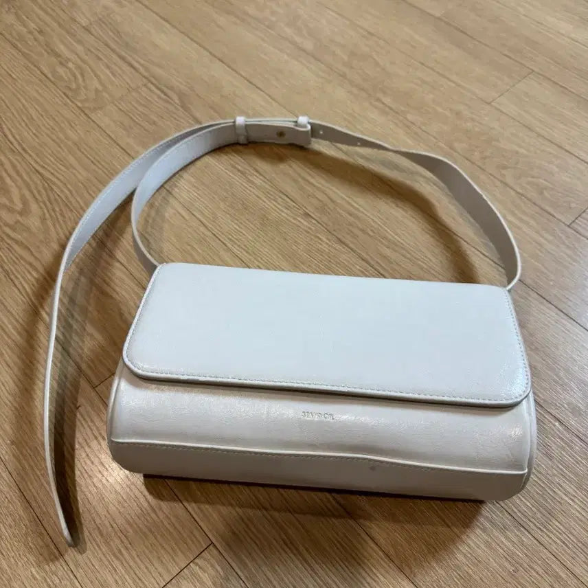 [BUNJANG] Stand Oil Butter Bag / stand oil 스탠드오일 버터백