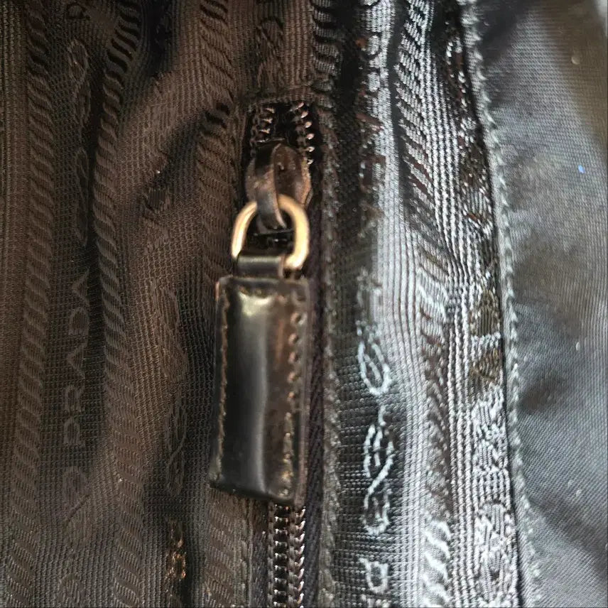 [BUNJANG] Prada Medium Nylon Backpack / 프라다 백팩 블랙 미듐 21703