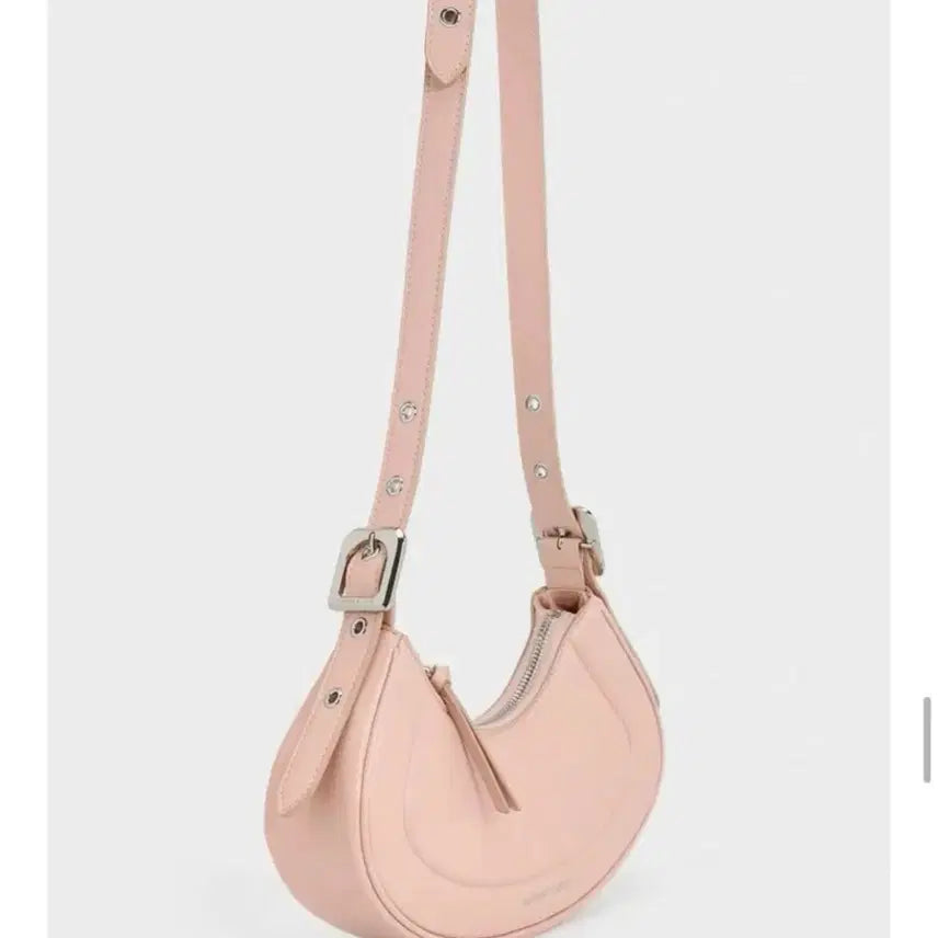 [BUNJANG] Han So Hee Charles & Keith Petra Curve Shoulder Bag (Sealed) / (미개봉 새상품) 한소희 찰스앤키스 페트라 커브 숄더백 핑크