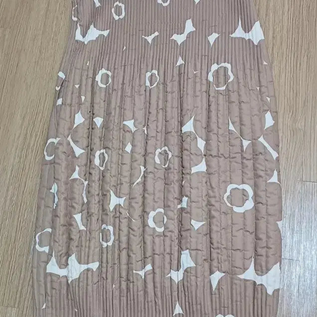 [SOLD OUT] 요이츠 퀼팅 누빔 머플러 세트 원피스 (새상품)