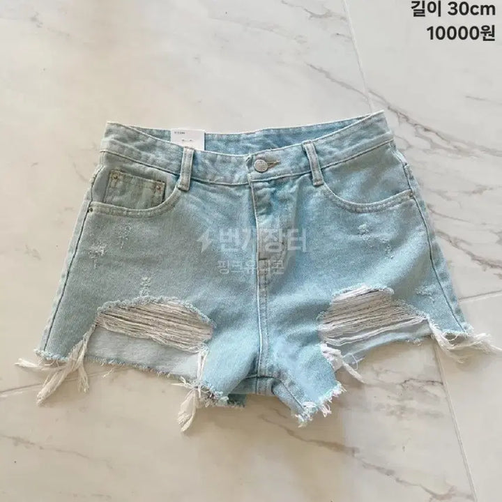 [BUNJANG] Denim Shorts / 반바지 연청 청 핫팬츠 트임 데미지