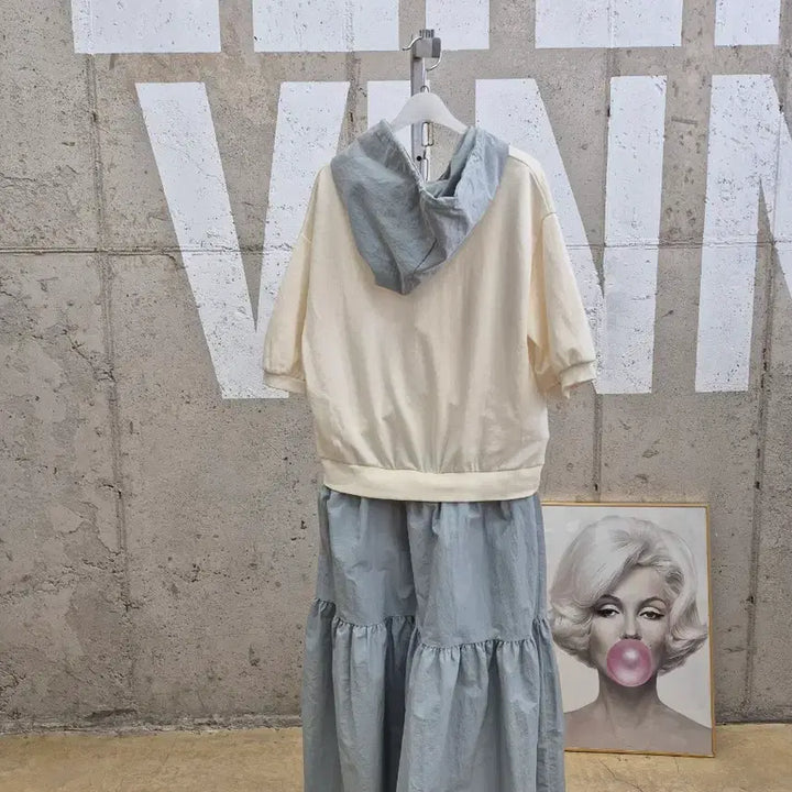 [SOLD OUT] 후드 반팔티셔츠배색 바스락 롱원피스(TS2