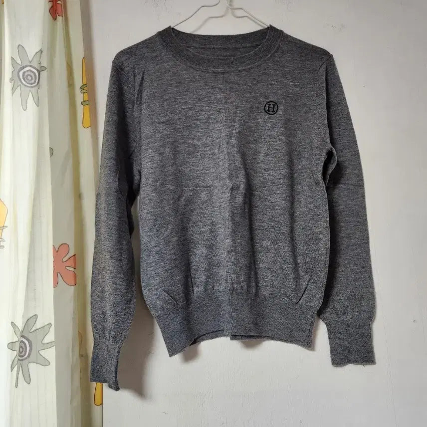 [BUNJANG] H Logo Gray Knit Top (F/S) / 얇고 예쁜 여성 니트티 F(S)