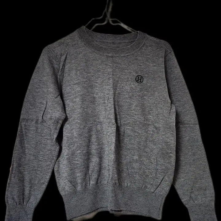 [BUNJANG] H Logo Gray Knit Top (F/S) / 얇고 예쁜 여성 니트티 F(S)