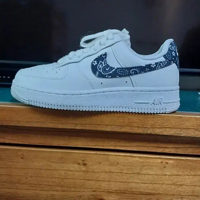 [BUNJANG] Nike Air Force 1 Low (Size 225) / 나이키 정품.에어포스1.로우. 225