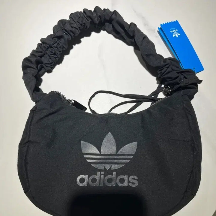 [BUNJANG] Adidas Mini Shoulder Bag Black / 아디다스 미니 숄더백 블랙