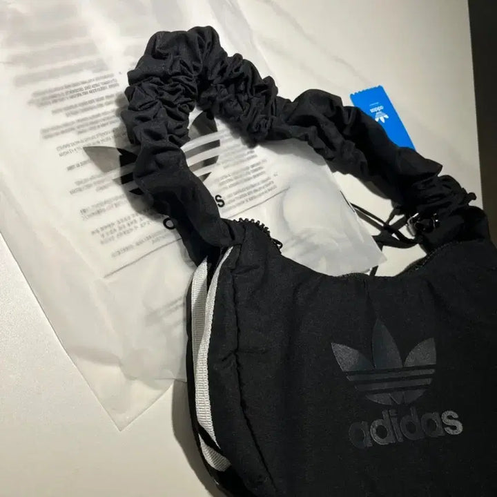 [BUNJANG] Adidas Mini Shoulder Bag Black / 아디다스 미니 숄더백 블랙