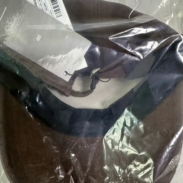 [BUNJANG] FARRFROMWHAT Patch Logo Cap - Brown / 파프롬왓 파 패치 로고 캡 브라운