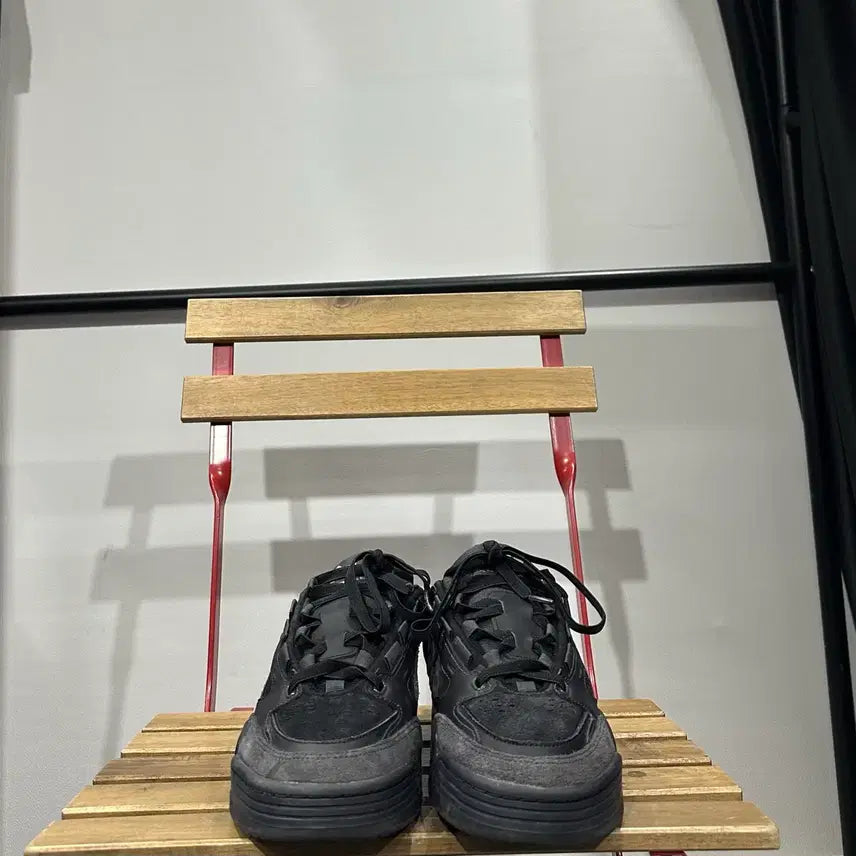 [BUNJANG] Adidas Triple Black Sneakers / 265) 아디다스 운동화 남성 남자 신발 아디 2000 트리플 블랙