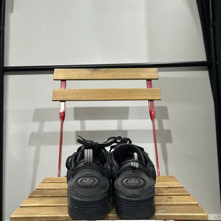 [BUNJANG] Adidas Triple Black Sneakers / 265) 아디다스 운동화 남성 남자 신발 아디 2000 트리플 블랙