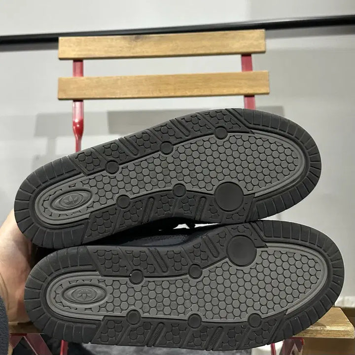 [BUNJANG] Adidas Triple Black Sneakers / 265) 아디다스 운동화 남성 남자 신발 아디 2000 트리플 블랙