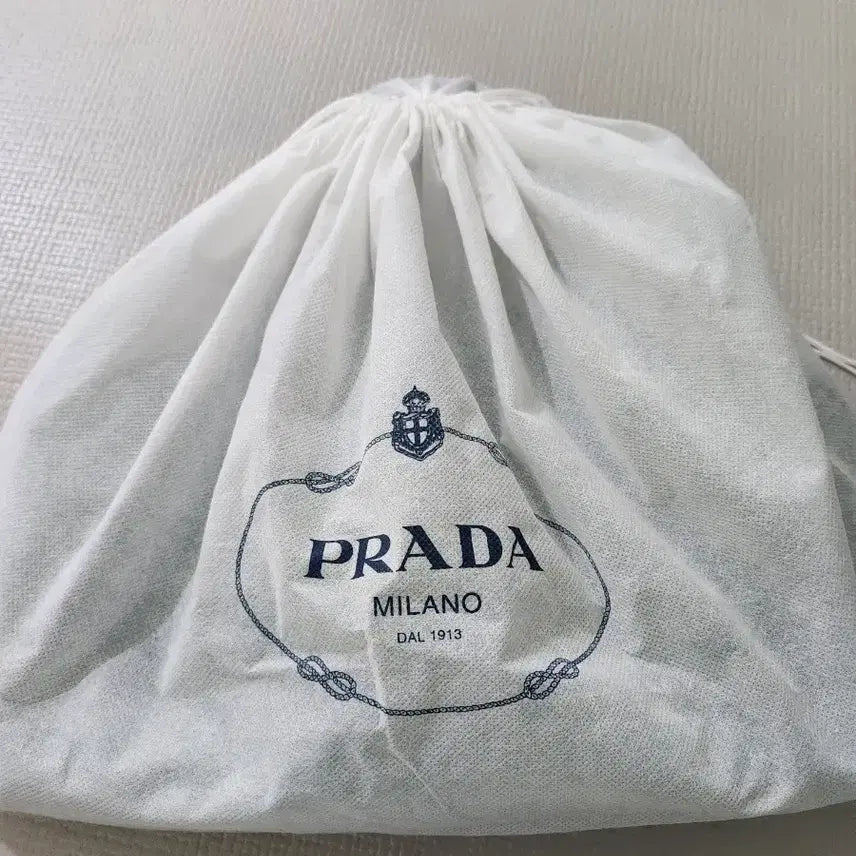 [BUNJANG] Miu Miu Green Leather Tote Bag / 미우미우 그린 레더 토트백