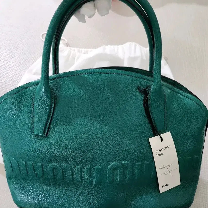 [BUNJANG] Miu Miu Green Leather Tote Bag / 미우미우 그린 레더 토트백